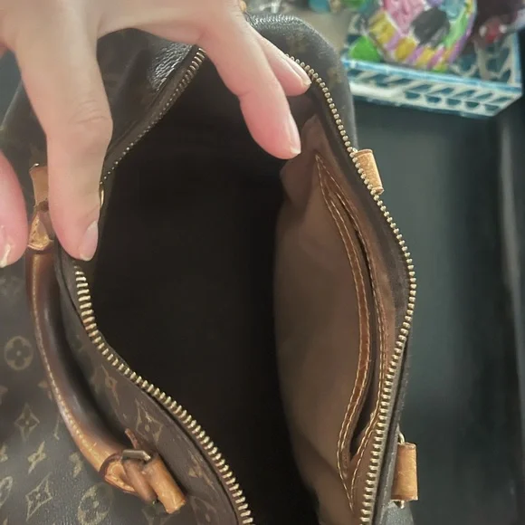 Louis Vuitton Brown Monogram Duffel Bag - Picture 6 of 8